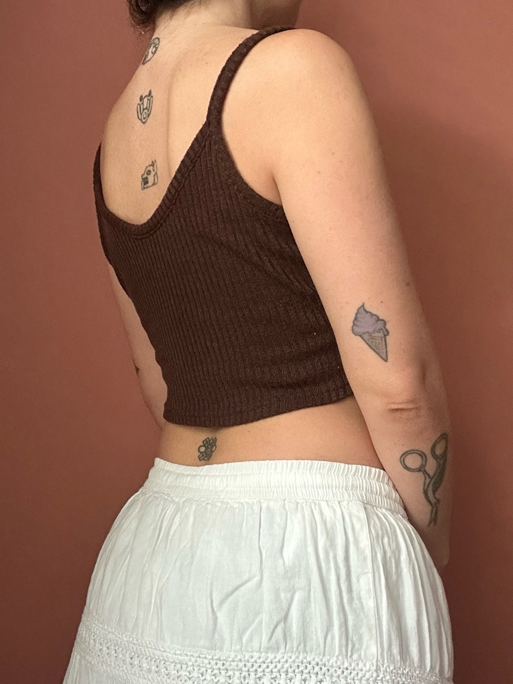 Brown ribbed crop top - Picture 4 of 4